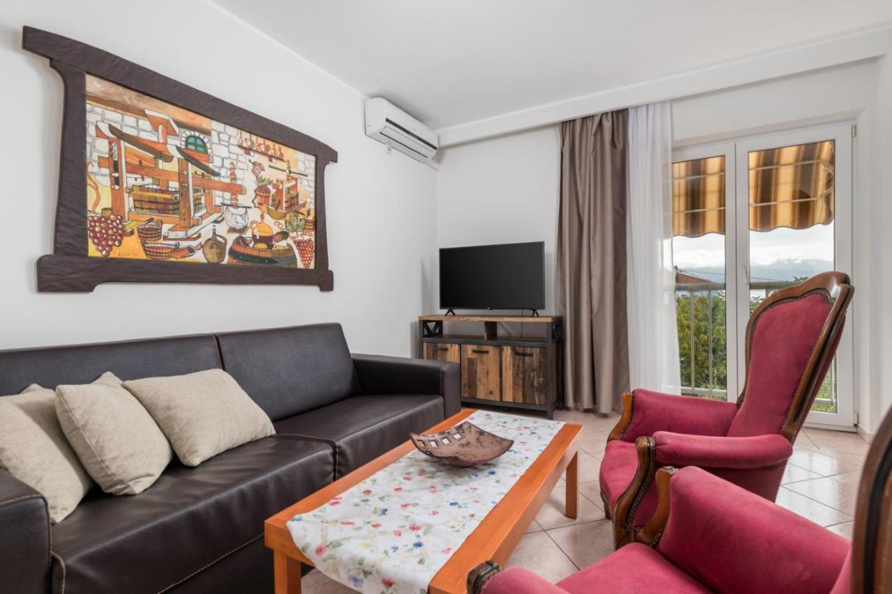 Apartments Eda Baška Eksteriør billede